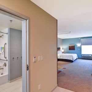 King Suite Mobility Hearing Access or Non-Smoking